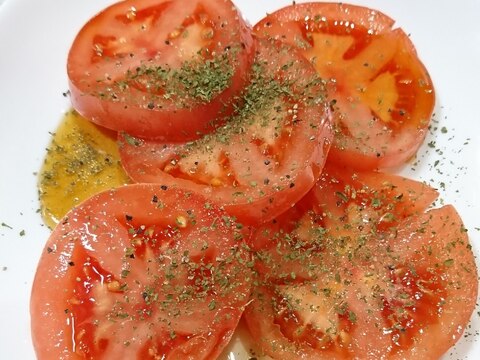 超簡単！オリジナルドレッシングのトマトサラダ